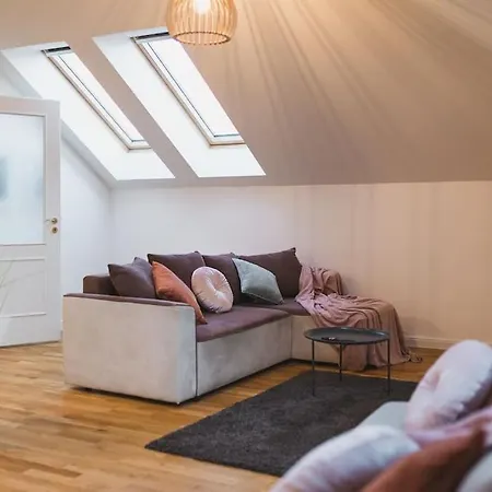 Lägenhet Royal Loft 110m2 Prag